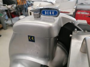 Nářezový stroj DEKO – Berkel 834 EPB Stacker